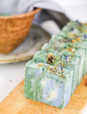 Soap & tools & molds